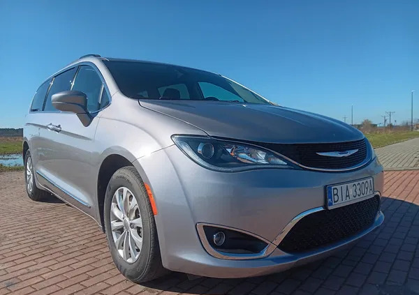 Chrysler Pacifica cena 76900 przebieg: 123000, rok produkcji 2016 z Łapy